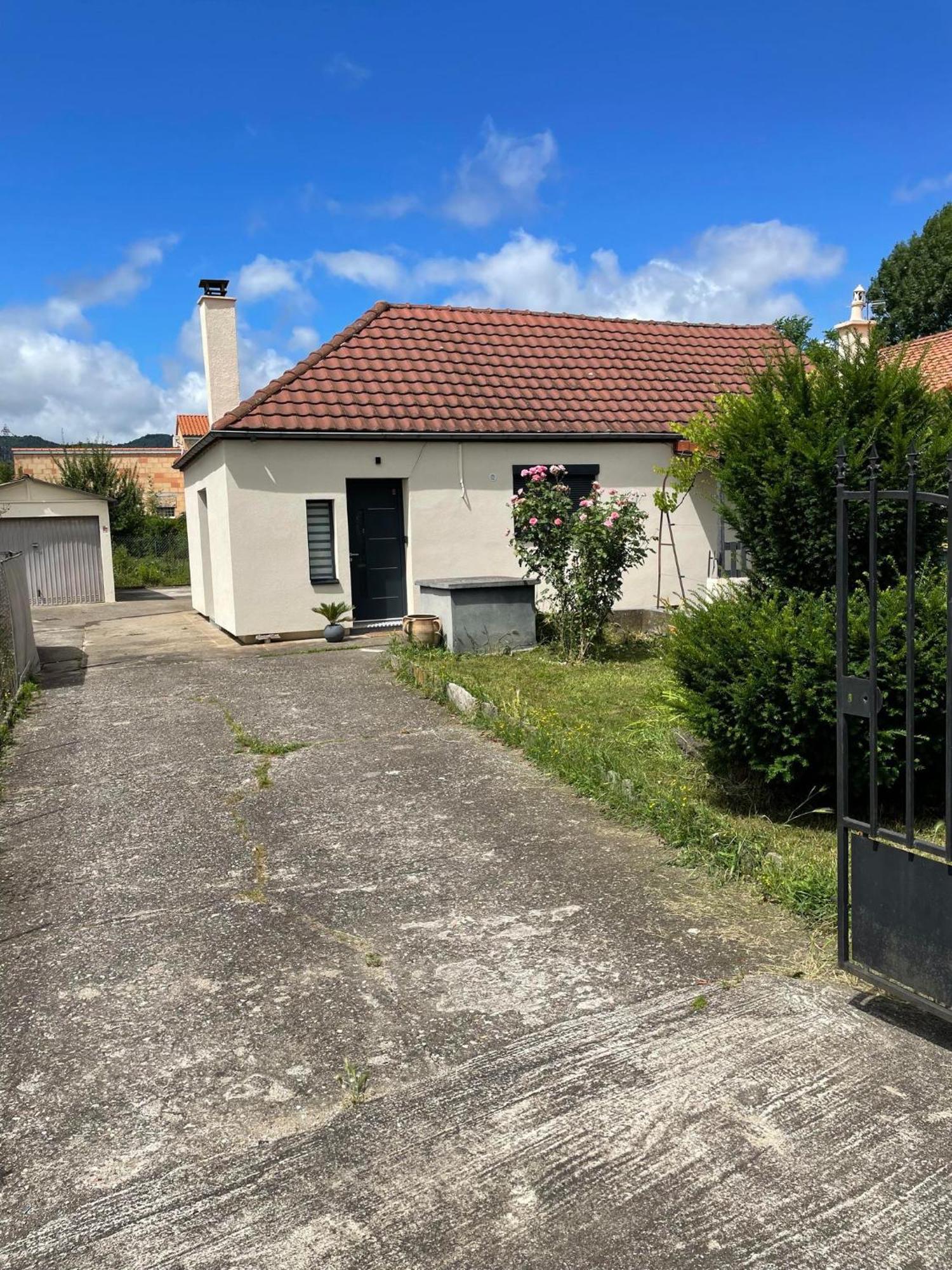 Maison Proche Clermont-Fd Entre Chu Et Cezeaux -Parking Beaumont  المظهر الخارجي الصورة